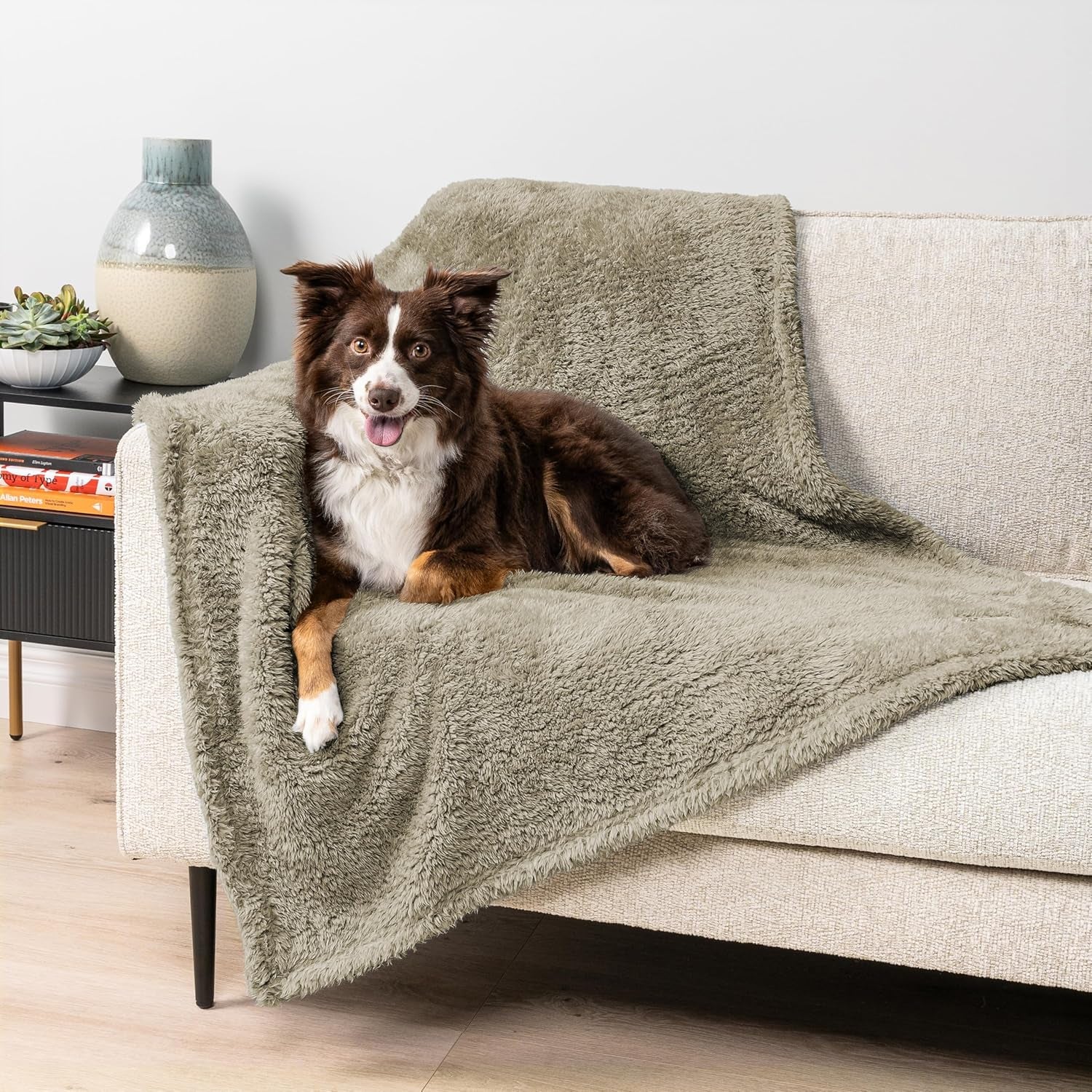 Fluffy Sherpa Waterproof Dog Blanket for Small Pet Cat, 24X32 Taupe | Soft & Warm & Washable; Leafproof Couch Sofa Protector for Small Medium Large Pet; Pee Proof Cover for Crate Kennel Car Seat